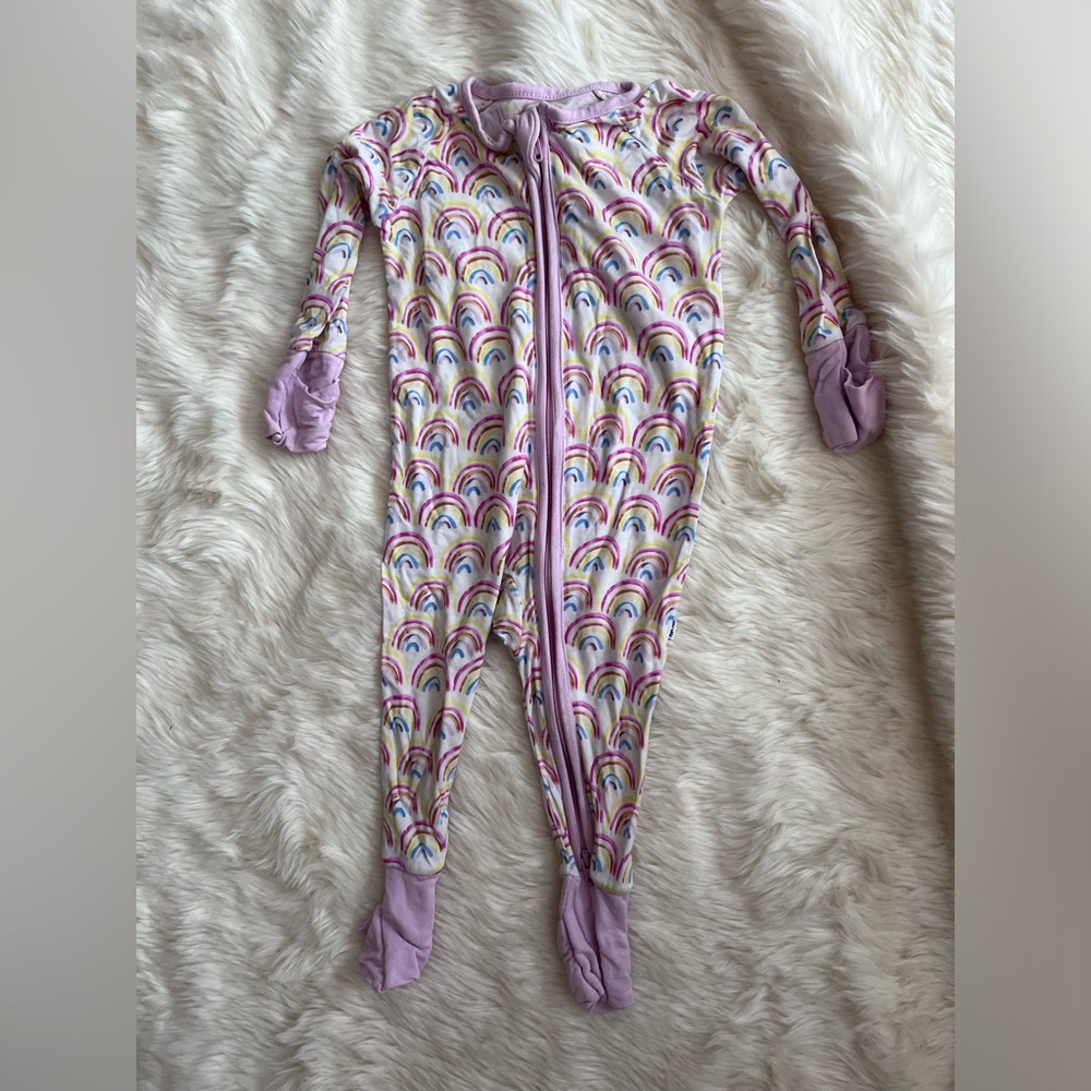 Little Sleepies Pastel Rainbows Zippy